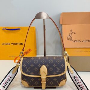 【AT3504】Louis Vuitton クラシックなモノグラムキャンバスショルダーバッグ。時代を超えた最高級感。
