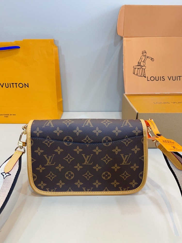 【AT3504】Louis Vuitton クラシックなモノグラムキャンバスショルダーバッグ。時代を超えた最高級感。