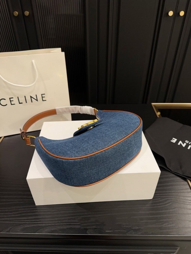 【AT3507】CELINE デニム AVA ジーンズの三日月バッグ。トレンドに合わせて。
