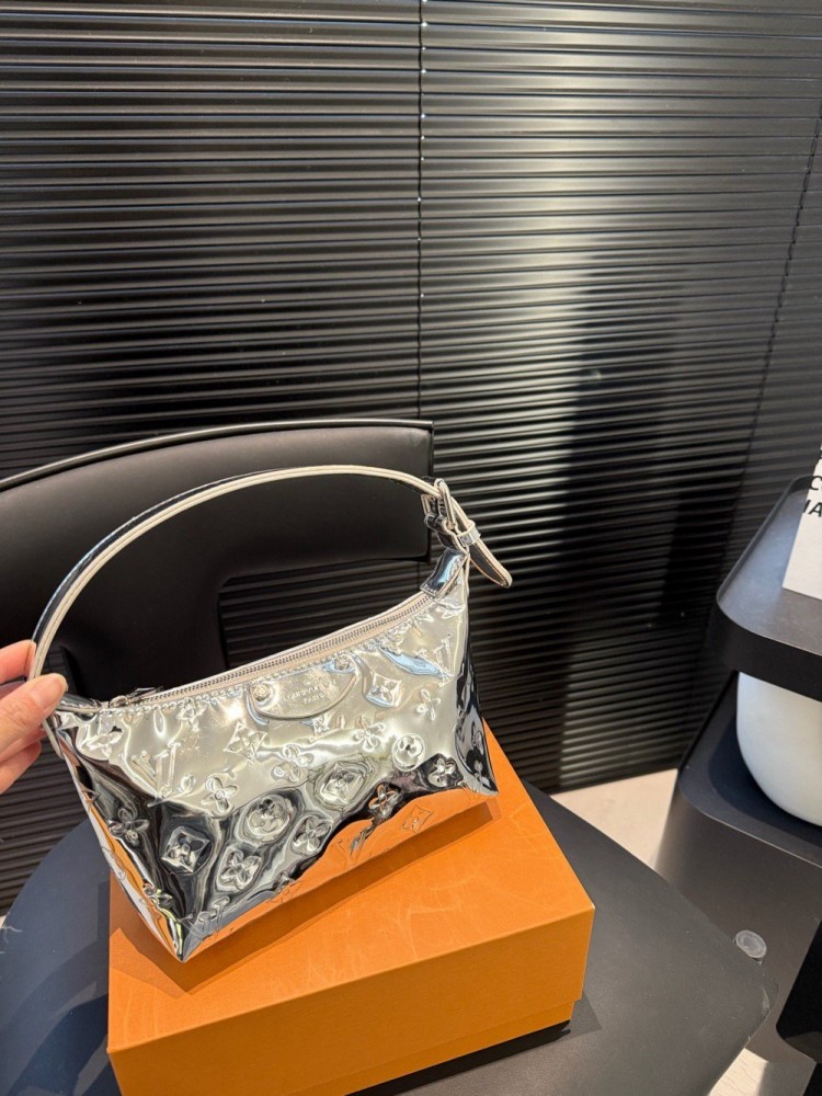 【AT3513】LV Mirror ミラー銀色ショルダーバッグ | クラシックなモノグラムデザイン | おしゃれで万能な使いやすさ