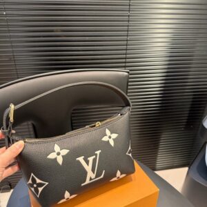 【AT3514】LV モノグラムジャイアントシリーズショルダーバッグ（ブラック）