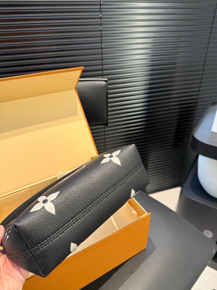 【AT3514】LV モノグラムジャイアントシリーズショルダーバッグ（ブラック）
