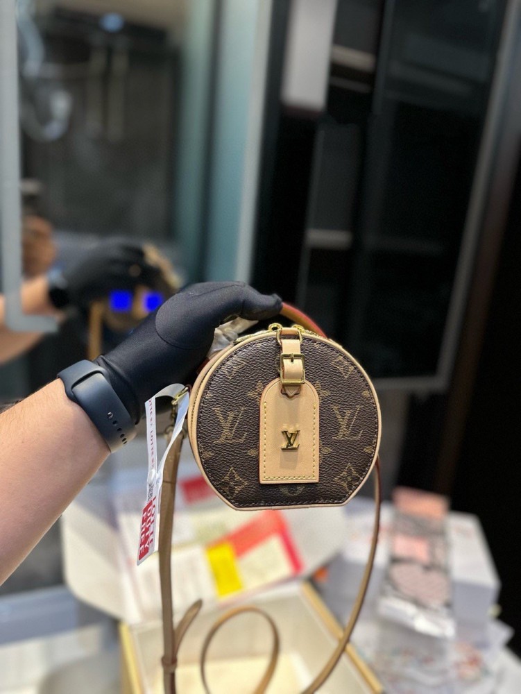 【AT3526】Louis Vuitton ルイ・ヴィトン ミニボワシャポー | クラシックモノグラムシングルショルダーショルダーバッグ | ヴィンテージで精巧