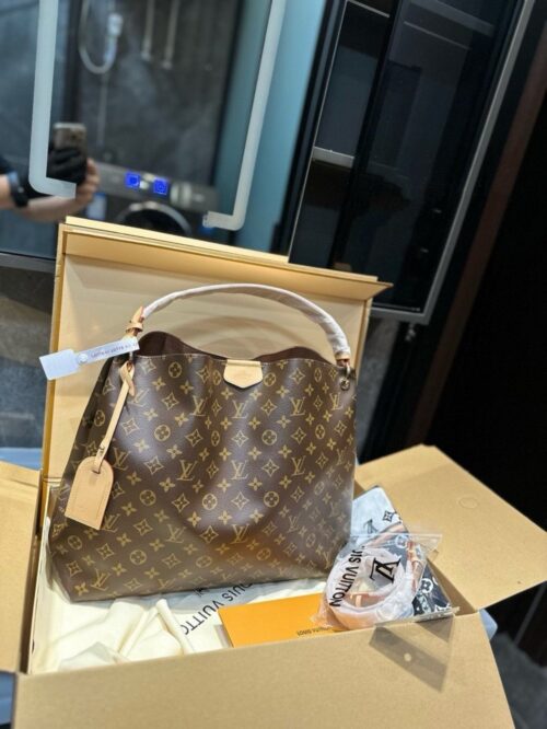 【AT3527】Louis Vuitton ルイ・ヴィトンのグレースフルMM：大容量ショルダーバッグ | クラシックなモノグラムトートバッグ | 軽量で実用的な通勤バッグ