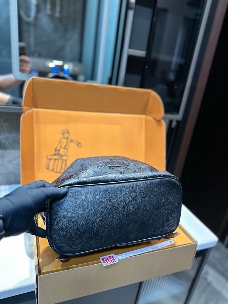 【AT3529】Louis Vuitton Montsouris ブラックエンボスドローバケットバッグ | クラシックでおしゃれ | 大容量の通勤バッグ