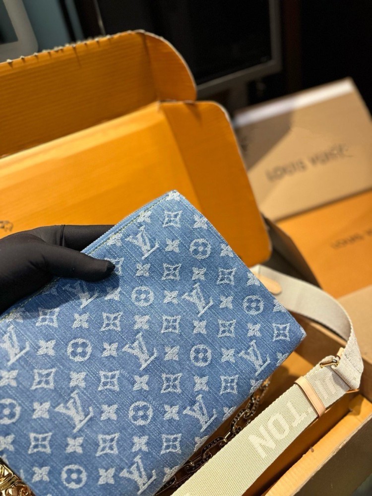 【AT3533】LVクッションデニムパッチワークバッグ。レトロでトレンディー、ファッションと万能。
