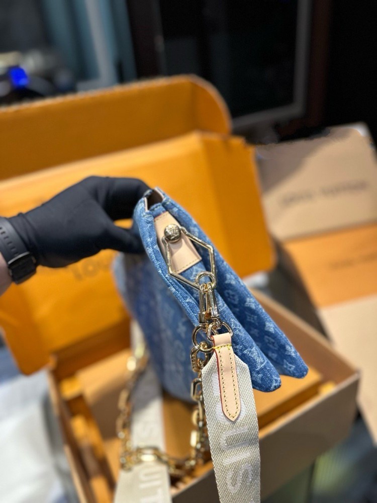 【AT3533】LVクッションデニムパッチワークバッグ。レトロでトレンディー、ファッションと万能。