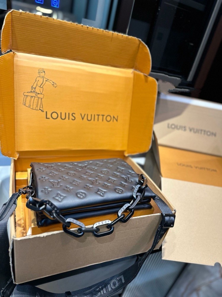 【AT3534】LV Coussin チェーンショルダーバッグ - クラシックなファッションで、どんな服にも合います。