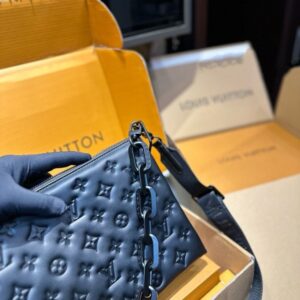 【AT3534】LV Coussin チェーンショルダーバッグ - クラシックなファッションで、どんな服にも合います。