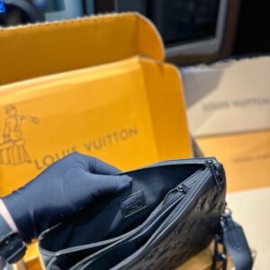 【AT3534】LV Coussin チェーンショルダーバッグ - クラシックなファッションで、どんな服にも合います。