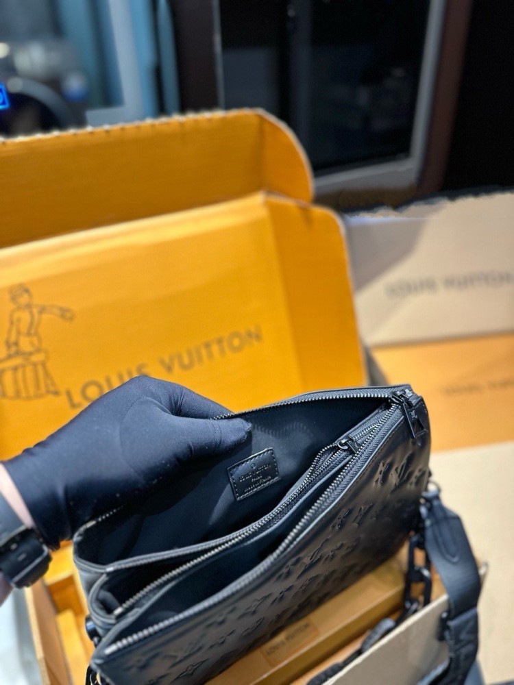 【AT3534】LV Coussin チェーンショルダーバッグ - クラシックなファッションで、どんな服にも合います。