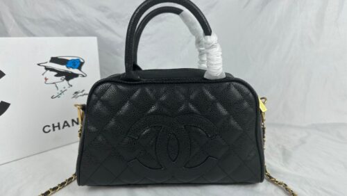 【AT3539】Chanelクラシックタイル小型ボストンバッグ、ブラックリザードプリントカウレザー、ゴールドチェーン、ファッショナブルで万能。
