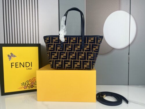 【AT3542】FendiのクラシックなFFモノグラムトートバッグ、ヴィンテージキャンバスと牛革のコンビネーション、大容量の手提げバッグ、斜め掛けも可能。