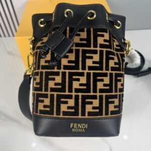 【AT3543】Fendi クラシック FF モノグラム バケツバッグ ビンテージキャンバスと牛革の組み合わせ オールマッチの紐付きバッグ ショルダーと斜め掛けの両用