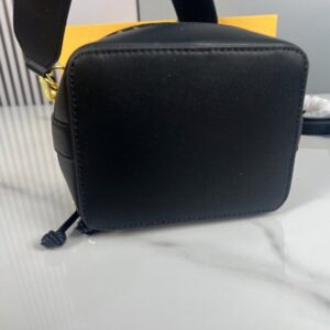 【AT3543】Fendi クラシック FF モノグラム バケツバッグ ビンテージキャンバスと牛革の組み合わせ オールマッチの紐付きバッグ ショルダーと斜め掛けの両用