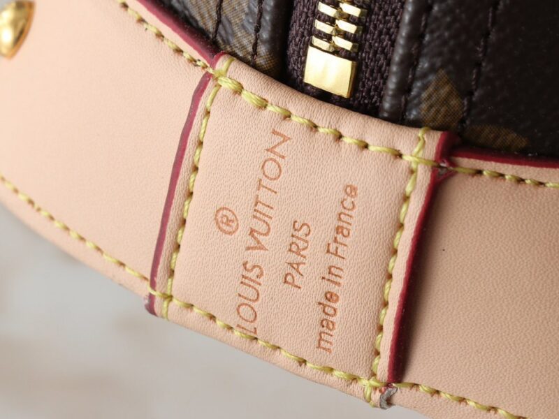 【AT3551】Louis Vuitton（LV）のモノグラムハンドバッグ、クラシックなモノグラム柄とレザーの切り替え、ファッショナブルで万能なショルダーバッグ/斜め掛けバッグ