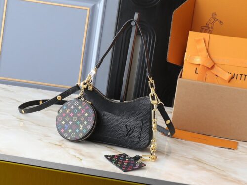 【AT3554】Louis Vuitton ルイヴィトンのヴィンテージEPIレザーとマルチカラーパターンのクラッチバッグは、ファッショナブルなチェーンショルダーバッグです。