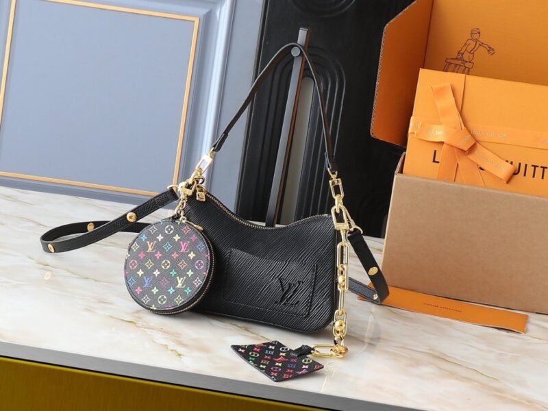 【AT3554】Louis Vuitton ルイヴィトンのヴィンテージEPIレザーとマルチカラーパターンのクラッチバッグは、ファッショナブルなチェーンショルダーバッグです。