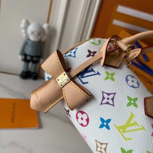 【AT3557】Louis VuittonのLV白いモノグラムミニクッションバッグ、ファッショナブルなリボンショルダー斜めがけハンドバッグ。