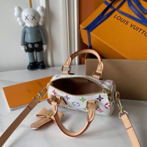 【AT3557】Louis VuittonのLV白いモノグラムミニクッションバッグ、ファッショナブルなリボンショルダー斜めがけハンドバッグ。