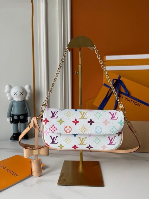 【AT3566】Louis Vuitton ルイ・ヴィトン x 村上隆コラボ限定ホワイトミニチェーンアンダーアームバッグ