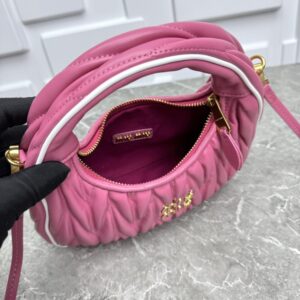 【AT3575】Miu Miu ミュウミュウのピンクのプリーツミニハンドバッグ、ショルダーバッグ