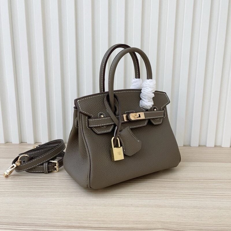 【AT3580】Hermes エルメスのクラシックなグレーのブラックバッグ。手提げ、肩にかけ、斜めがけにできます。