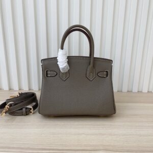 【AT3580】Hermes エルメスのクラシックなグレーのブラックバッグ。手提げ、肩にかけ、斜めがけにできます。