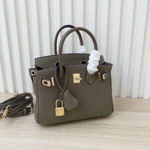 【AT3580】Hermes エルメスのクラシックなグレーのブラックバッグ。手提げ、肩にかけ、斜めがけにできます。