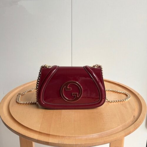 【AT3591】Gucci Blondie ヴィンテージ光沢小さな四角いバッグ - ハイグロスチェーンバッグ 💼💖