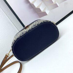 【AT3595】Tory Burchのクラシックなスタイルのファッションチェーンショルダーバッグ、ヴィンテージでエレガントで万能な斜めかけバッグ