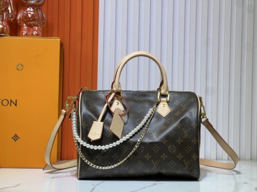 【AT3610】✨ Louis Vuitton ルイ・ヴィトンのクラシックなモノグラム トートバッグ | 高級ファッション | 万能でコレクション価値大 ✨