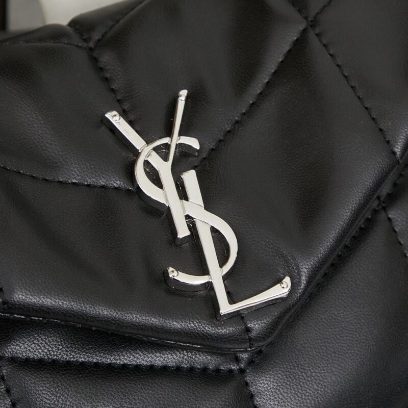 【AT3646】YSL SAINT LAURENTの定番Nikiシリーズの菱形チェーンバッグ