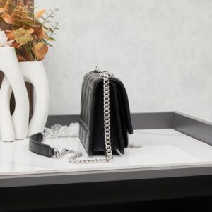 【AT3652】YSL Saint Laurentの贅沢なV字型ダイヤ柄チェーンバッグ - クラシックな銀のバックル ✨