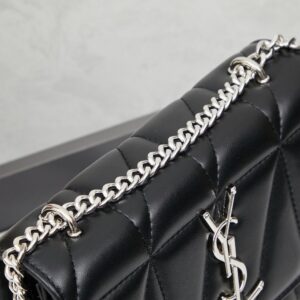 【AT3652】YSL Saint Laurentの贅沢なV字型ダイヤ柄チェーンバッグ - クラシックな銀のバックル ✨