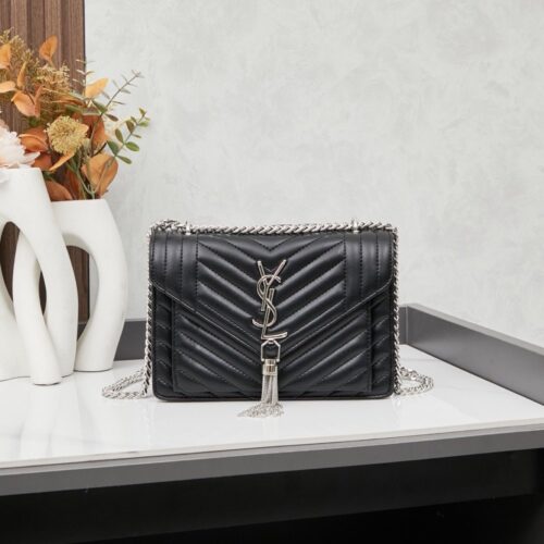 【AT3653】YSL セントローランのクラシックチェーンバッグ