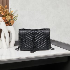 【AT3655】YSL サンローランパリのVickyブラックダイヤモンドチェーンバッグ✨