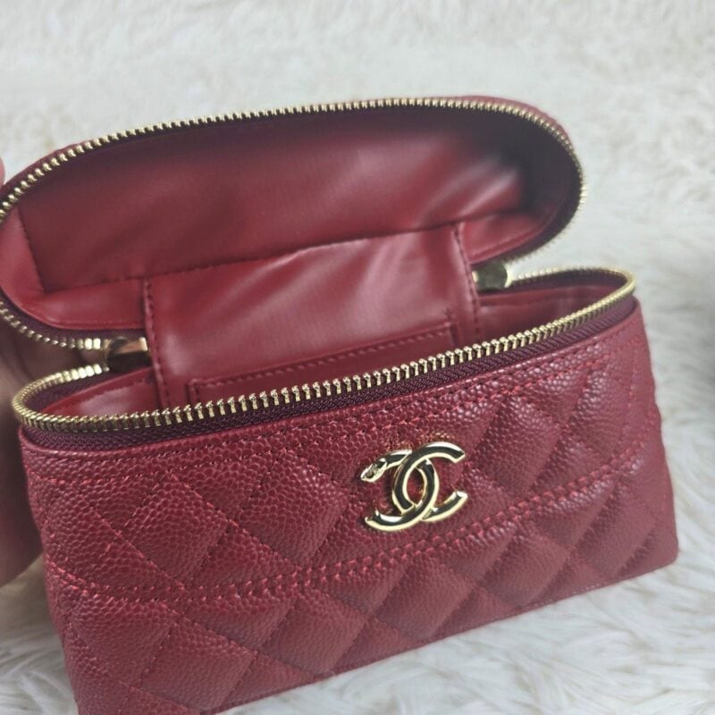 【AT3671】Chanel チャネルクラシックなダイヤ柄メタルチェーンバッグ - ワインレッド色