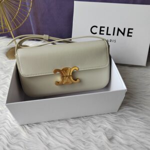 【AT3674】CELINE Triompheトリオンフクラシックスモールフラップバッグ