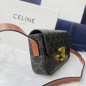 【AT3676】CELINE TRIOMPHE オールドフラワー柄ショルダーバッグ