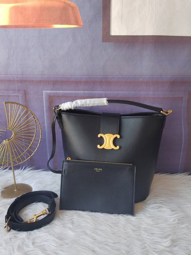 【AT3682】Celine Triomphe トートバッグ | クラシックなブラック