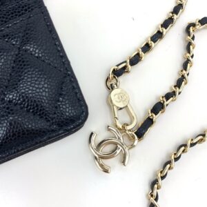 【AT3685】🖤 Chanelの定番ダイヤ柄ミニチェーンバッグ 🖤
