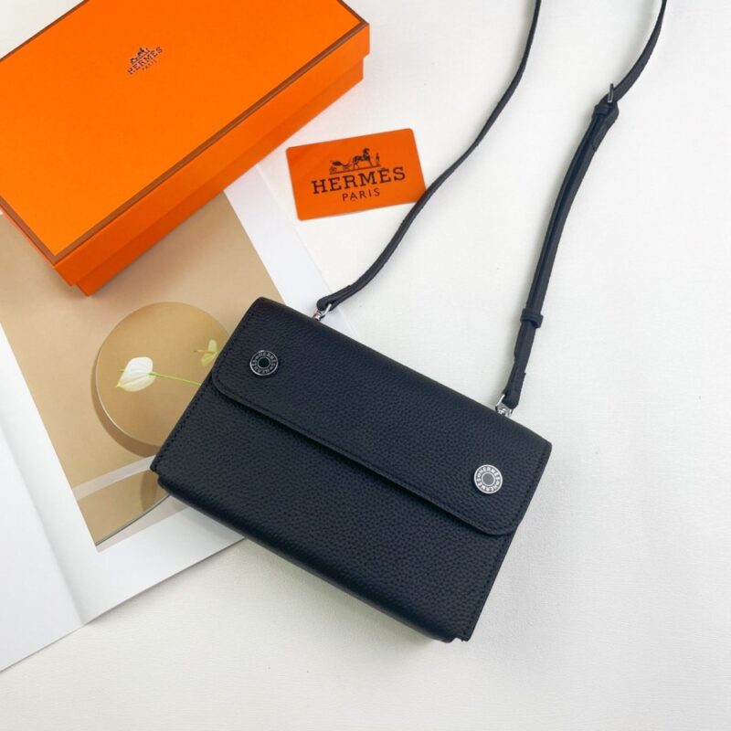 【AT3689】👜 HERMÈS Evelyne Mini メッセンジャーバッグ | クラシックでエレガント、フレンチラグジュアリー✨