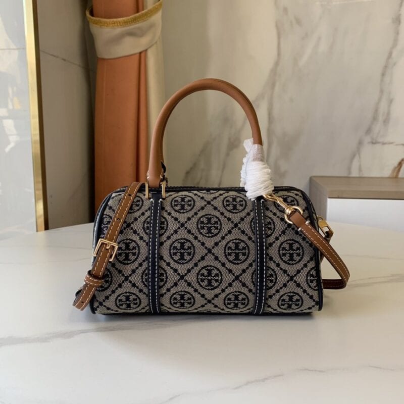 【AT3692】Tory Burch トリー・バーチのクラシック刺繍ボストンバッグ👜