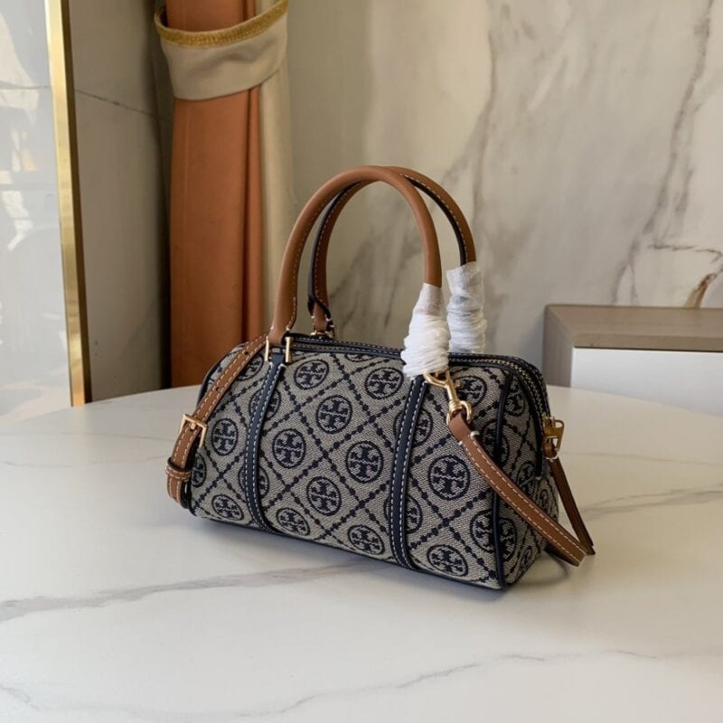 【AT3692】Tory Burch トリー・バーチのクラシック刺繍ボストンバッグ👜