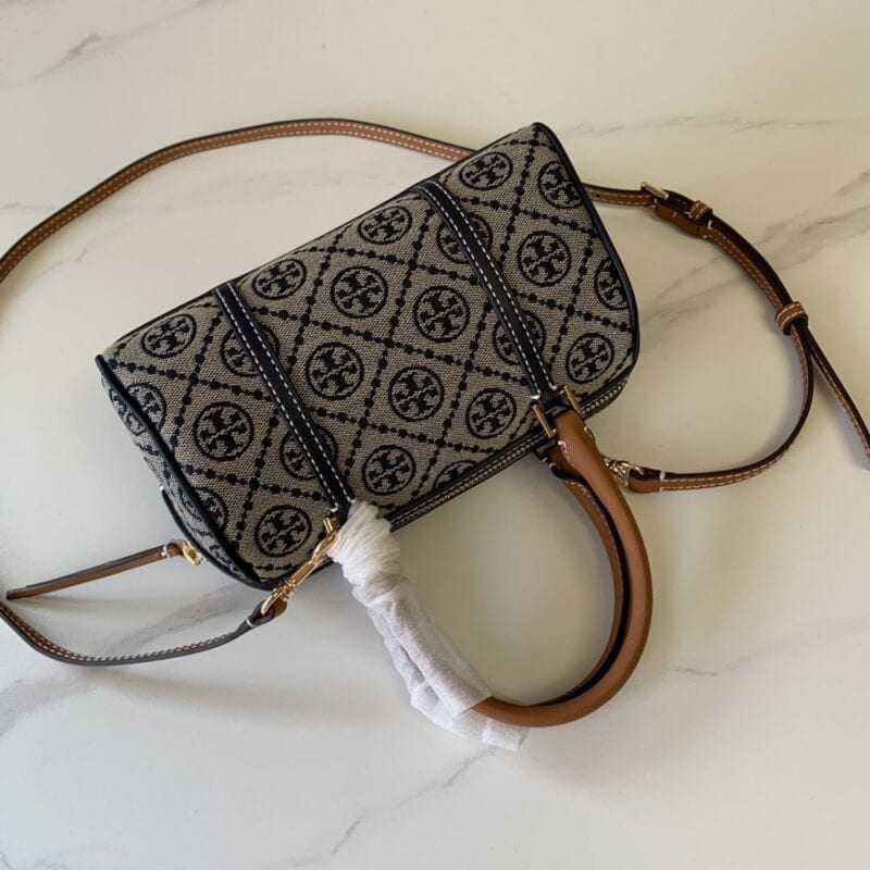 【AT3692】Tory Burch トリー・バーチのクラシック刺繍ボストンバッグ👜