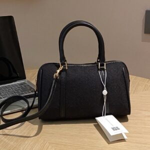 【AT3694】🖤 Tory Burch クラシックな黒い刺繍入りボストンバッグ 🖤