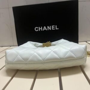 【AT3711】✨ Chanel クラシックラムスキンダイヤモンドチェーンバッグ ✨
