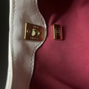 【AT3711】✨ Chanel クラシックラムスキンダイヤモンドチェーンバッグ ✨