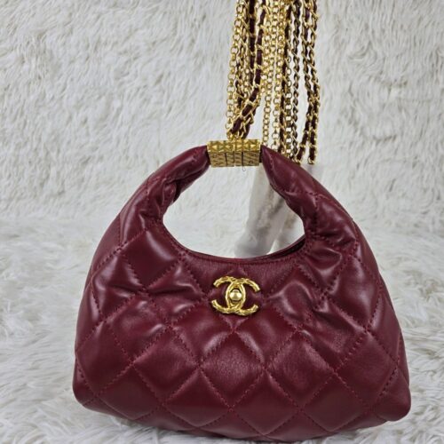 【AT3712】✨ Chanel クラシックなダイヤモンドチェーンバッグ | 豪華でエレガント ✨
